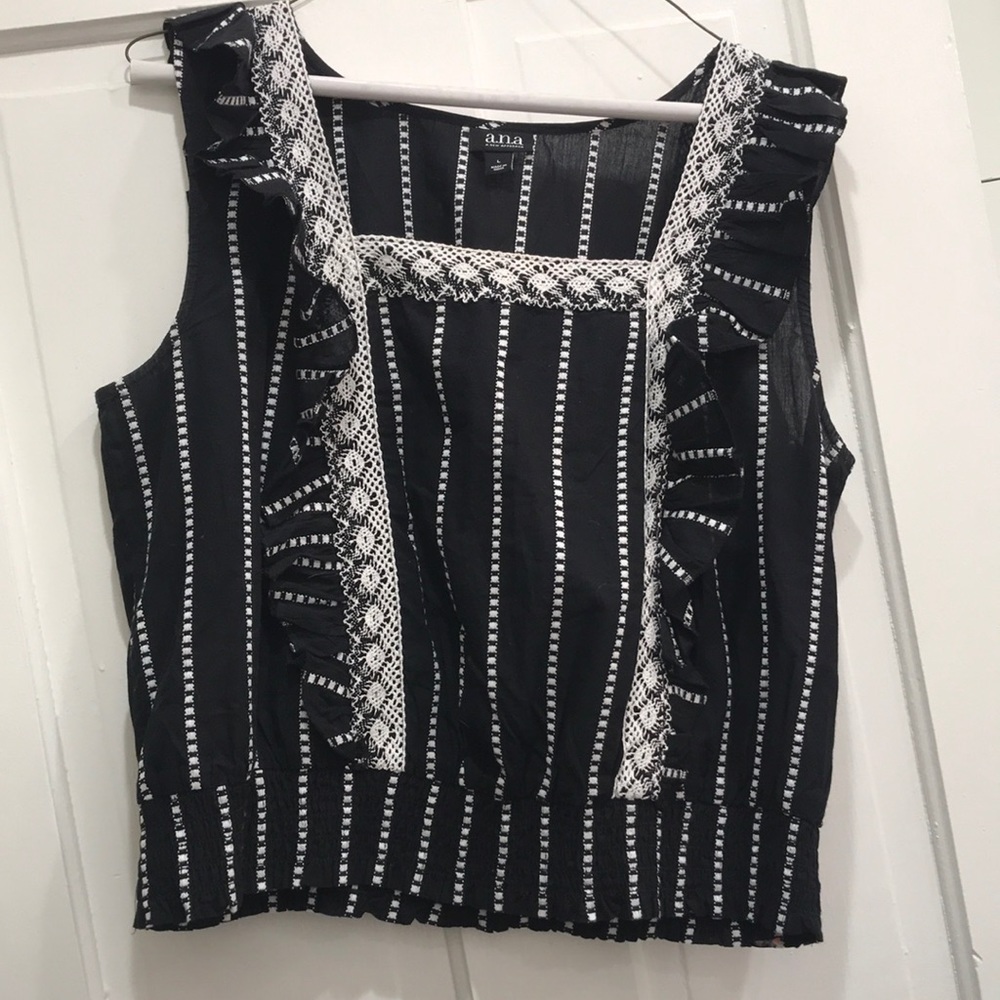 Square neck ruffle top